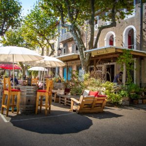 Les cafés et restaurants à Lagrasse