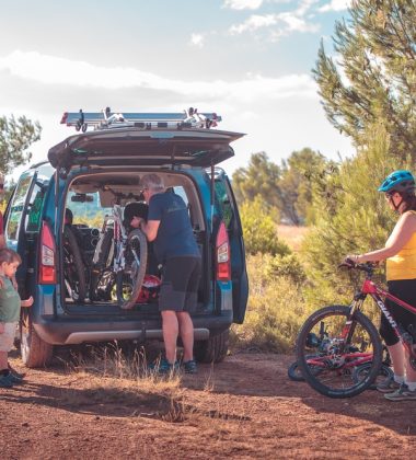 Mountain bike rental companies