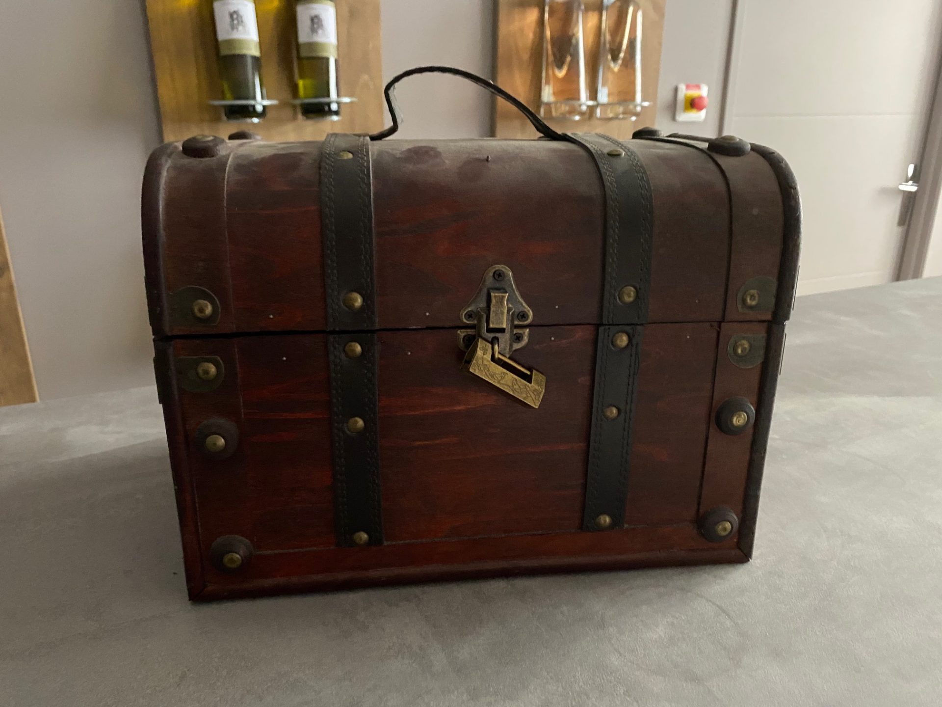 ESCAPE GAME – A LA RECHERCHE DE LA CUVÉE PERDUE