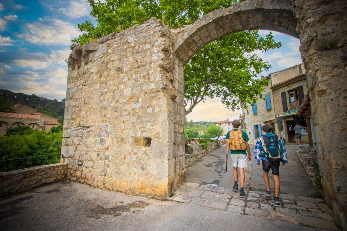 Lagrasse GR 36 GRP Aude Romaine et Médiévale