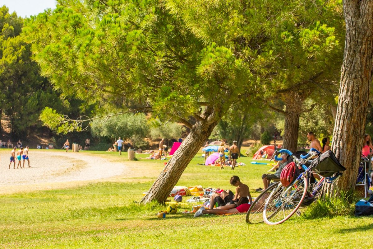Lac Jouarres baignade Homps Vélo canal du Midi Aude