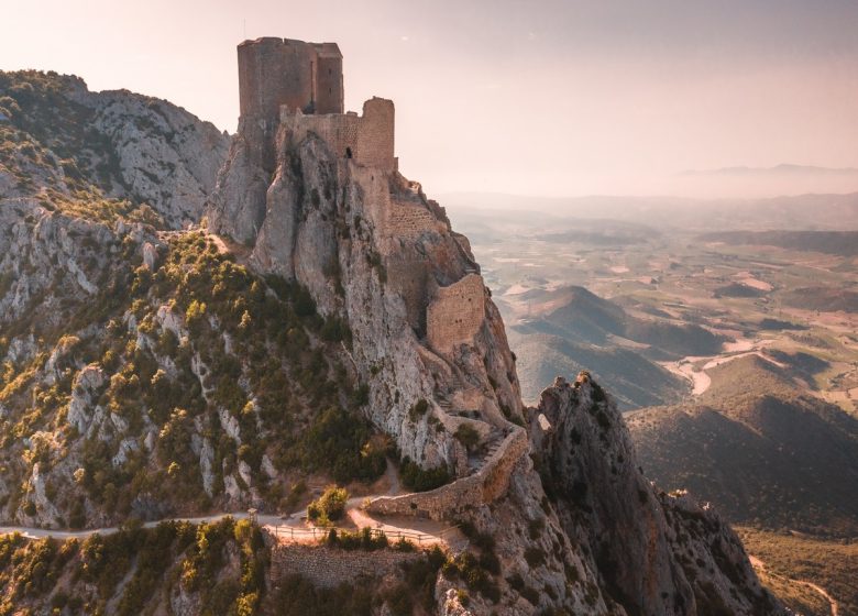 AUF DEM KATHARERWEG VON PADERN NACH DUILHAC SOUS PEYREPERTUSE