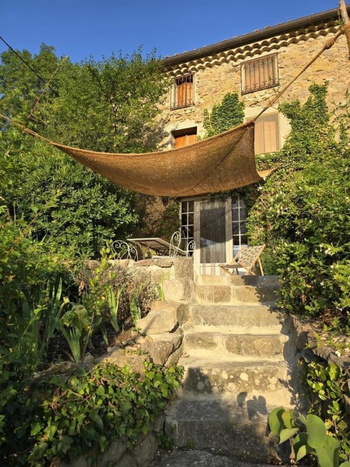 L’OUSTALOU