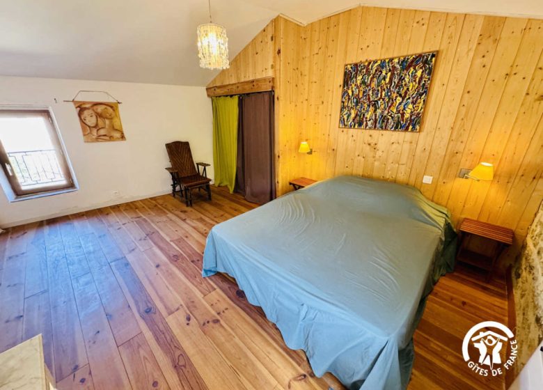 GÎTE DE LA JUMENT ROUSSE