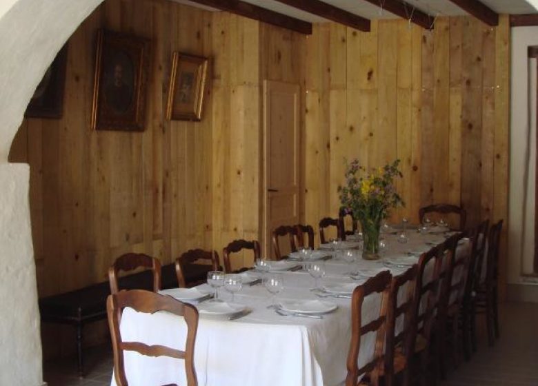 CHÂTEAU ST-AURIOL – LE CAVISTE