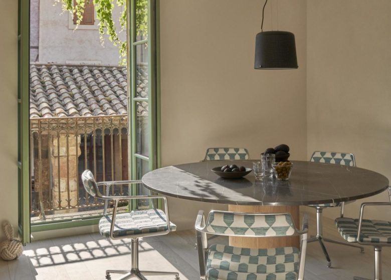VIPP TOWNHOUSE LAGRASSE