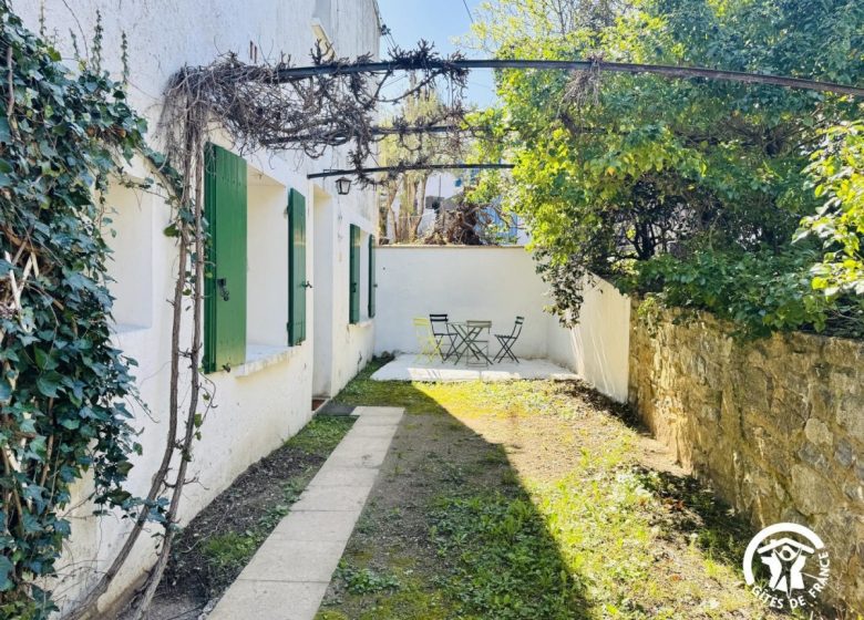 MAS MONTLUZIA – L&rsquo;ESTIU