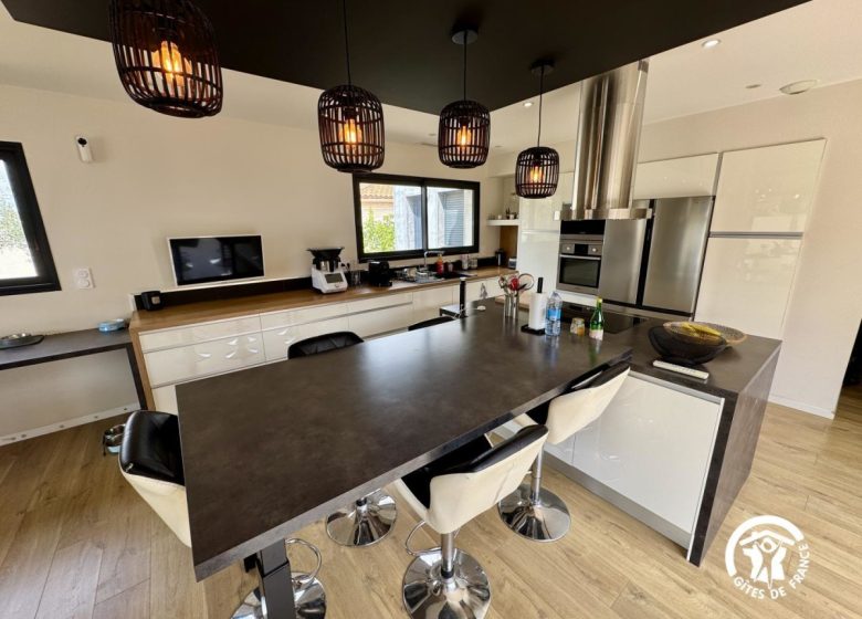 MAISON L&rsquo;ARAMON