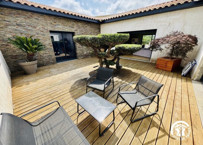 MAISON L&rsquo;ARAMON