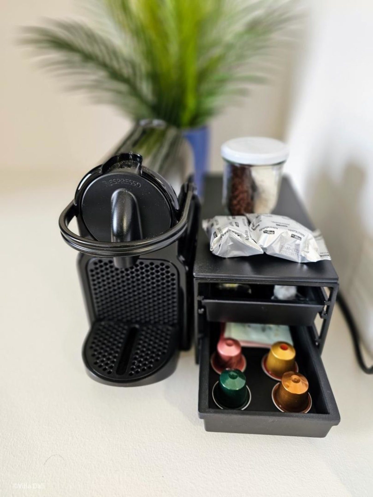 LA VILLA DALI – CHAMBRE SUPÉRIEURE ETAGE PISCINE