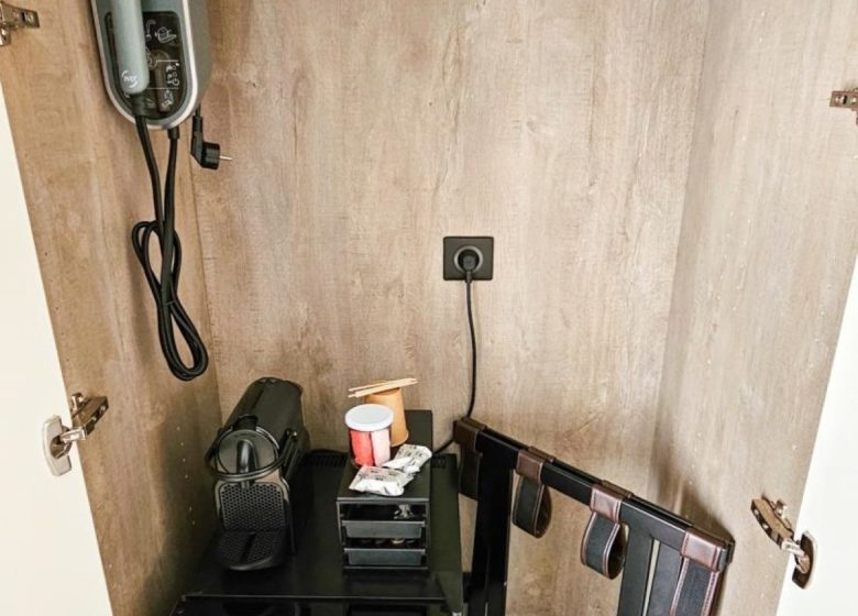 LA VILLA DALI – CHAMBRE SUPÉRIEURE ETAGE