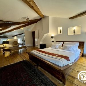 AUX BERGES DU LIBRE – SUITE THOMPSON