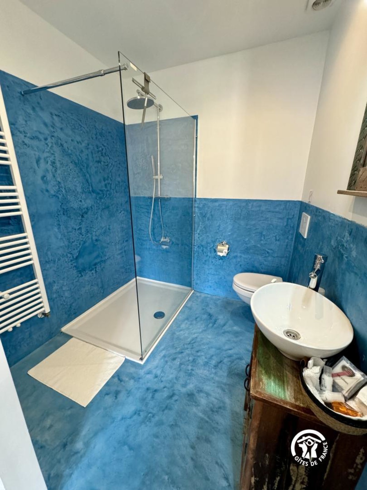 AUX BERGES DU LIBRE – CHAMBRE CYCLADES