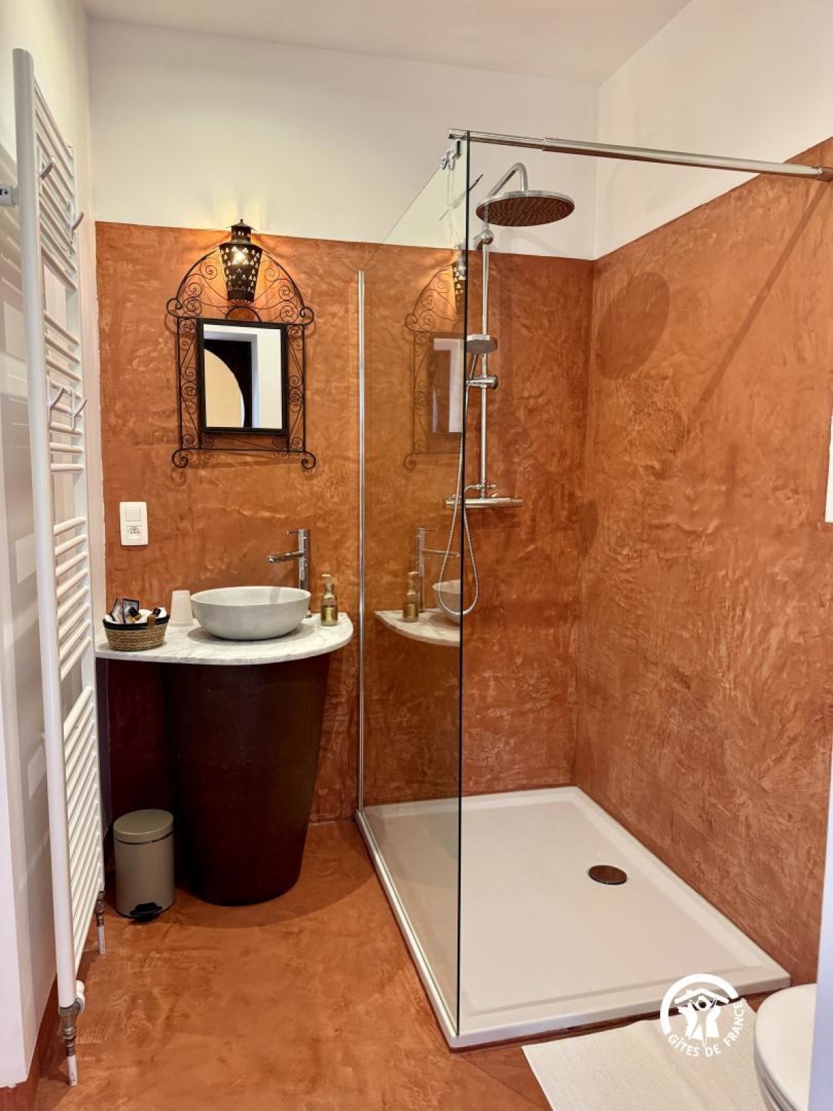 AUX BERGES DU LIBRE – CHAMBRE ORIENTALE