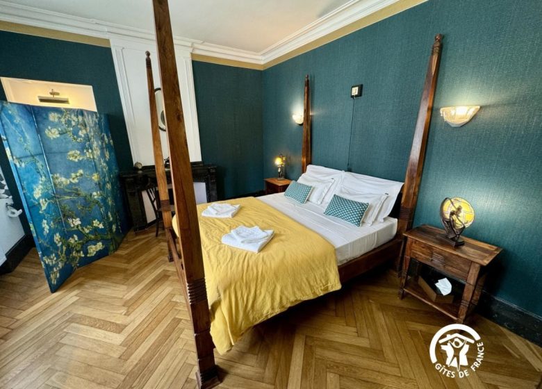 AUX BERGES DU LIBRE – CHAMBRE 1900
