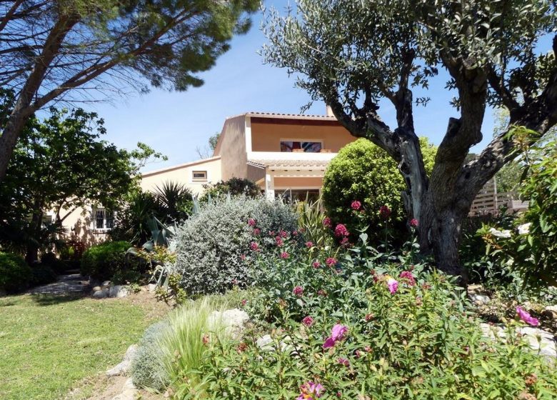 BED AND BREAKFAST VILLA AIGUES VIVES