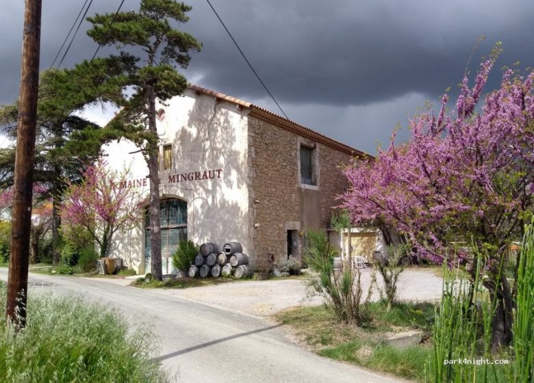 AIRE DE SERVICES POUR CAMPING-CARS – DOMAINE DE MINGRAUT