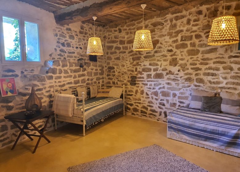 CHAMBRES D&rsquo;HÔTES LA BARBACANE DE CASCASTEL