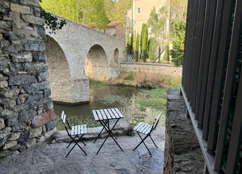 CHAMBRES D&rsquo;HÔTES LA BARBACANE DE CASCASTEL