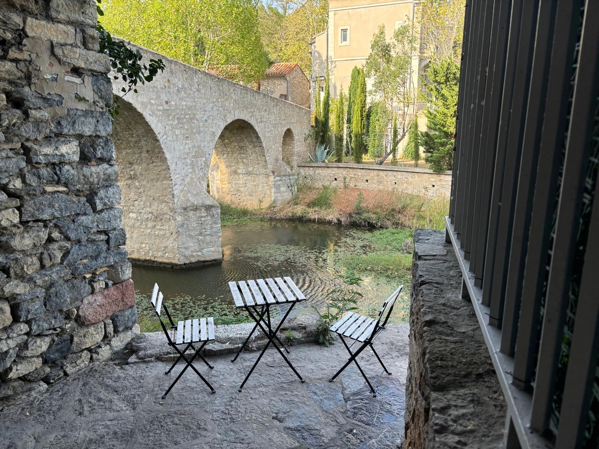 CHAMBRES D’HÔTES LA BARBACANE DE CASCASTEL