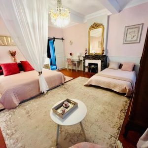 CHAMBRES D’HOTES LA BELLE DAME SANS REGRETS