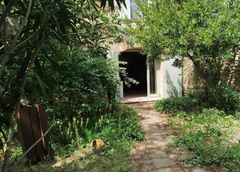 CHAMBRES D’HOTES LA MAISON DU RUISSEAU