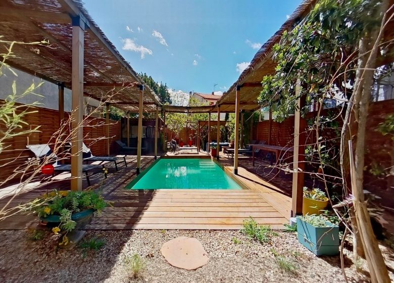 CHAMBRES D&rsquo;HOTES LES 2 DROLES D&rsquo;OISEAUX