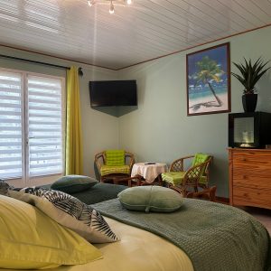 CHAMBRES D’HOTES L’OASIS DES CORBIERES