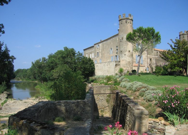 ROQUECOURBE CASTLE AND GARDEN