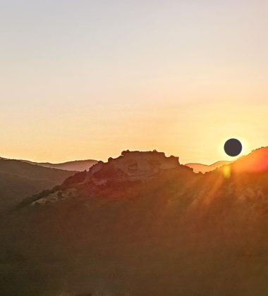 ECLIPSE SOLAIRE AU CHÂTEAU DE TERMES