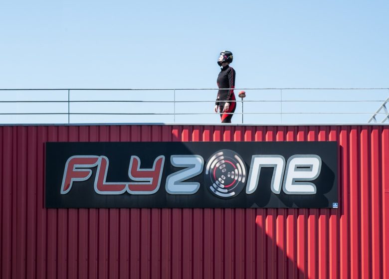 FLYZONE – SIMULATEUR DE CHUTE LIBRE