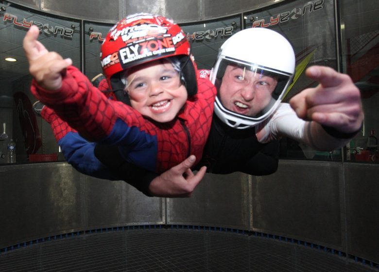 FLYZONE – SIMULATEUR DE CHUTE LIBRE