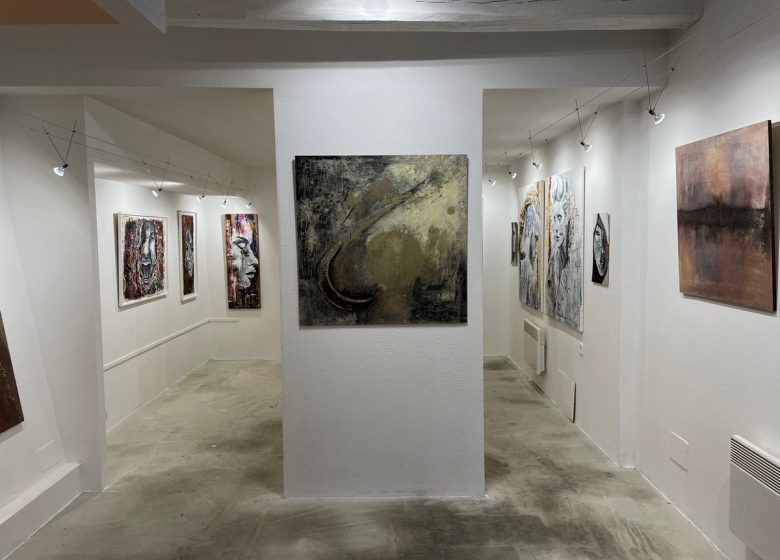 GALERÍA DE ARTE MATEUR