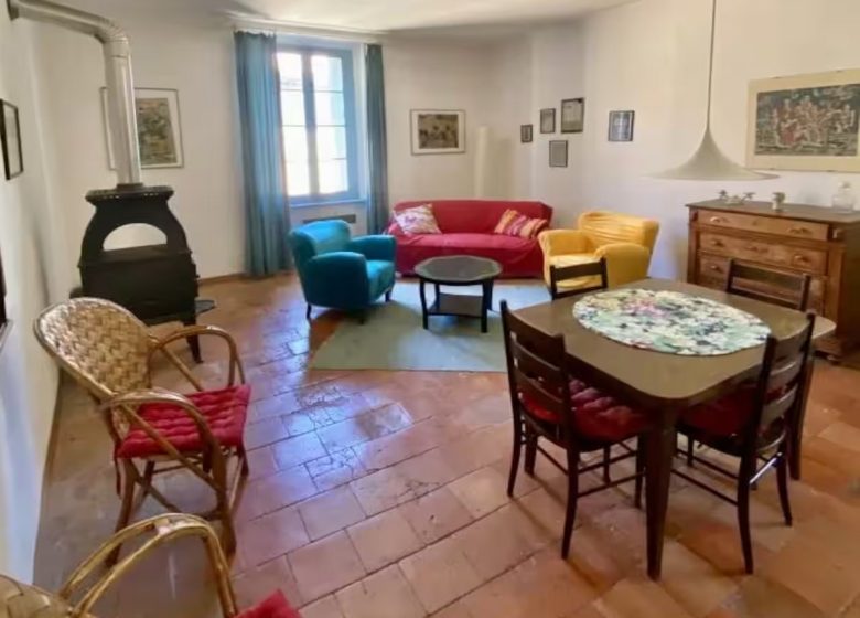 GITE ANCIEN CAFÉ – 1