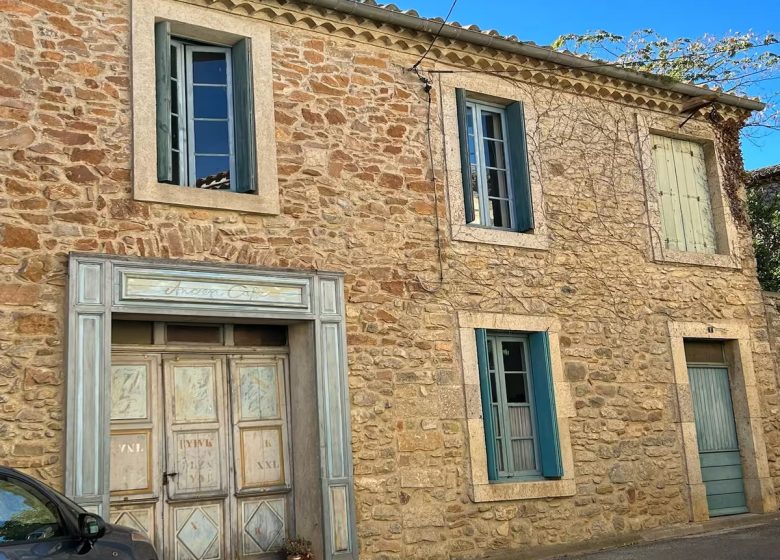 GITE ANCIEN CAFÉ – 1