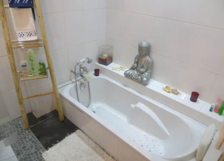 GITE APPARTEMENT AU BORD DU CANAL