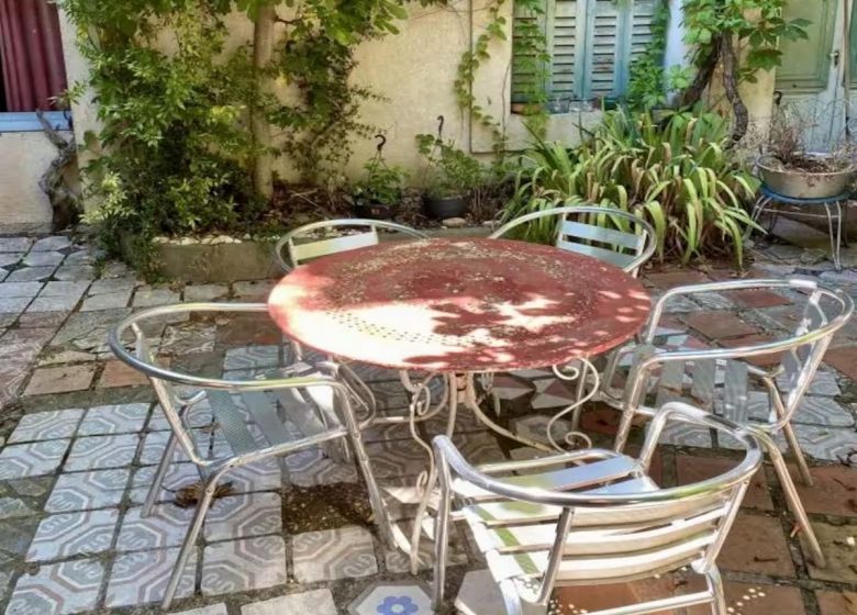 GITE ANCIEN CAFÉ – 2