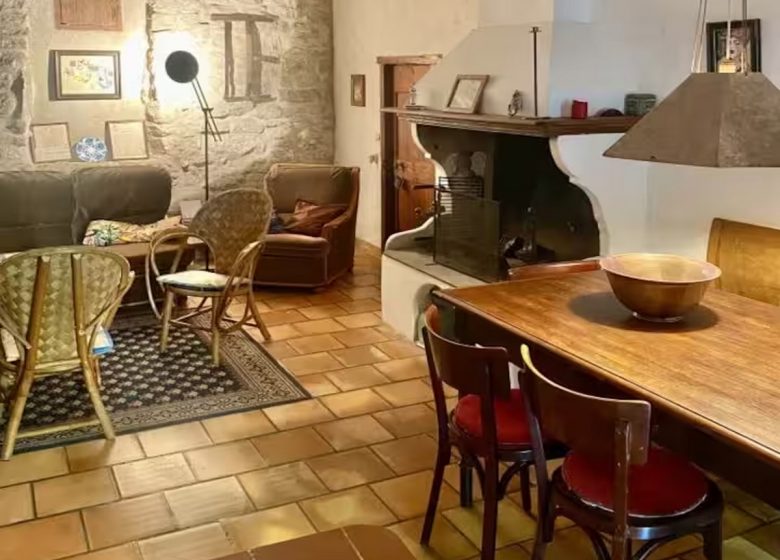 GITE ANCIEN CAFÉ – 2