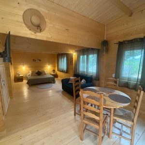 GITE L’OASIS DES CORBIERES – LE CHALET DU CHÊNE-PIN
