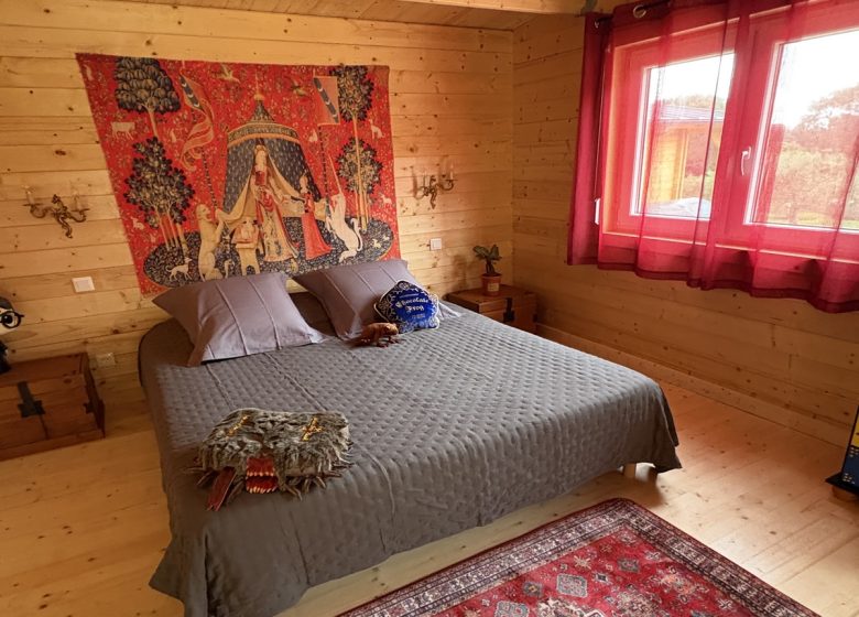 GITE L’OASIS DES CORBIERES – LE CHALET DU SANGLIER MAGIQUE