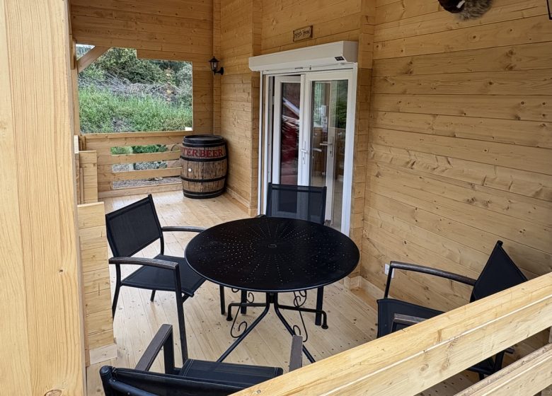 GITE L’OASIS DES CORBIERES – LE CHALET DU SANGLIER MAGIQUE