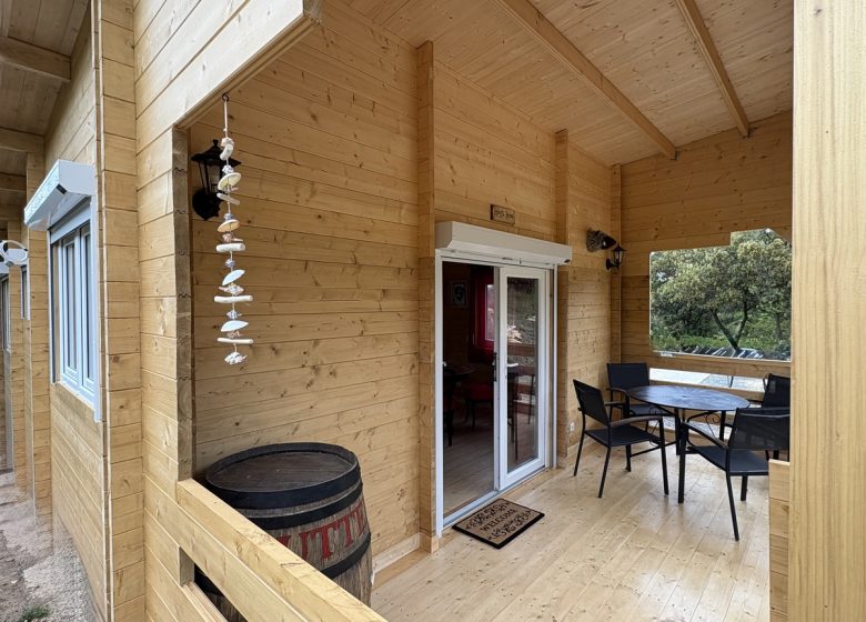 GITE L’OASIS DES CORBIERES – LE CHALET DU SANGLIER MAGIQUE