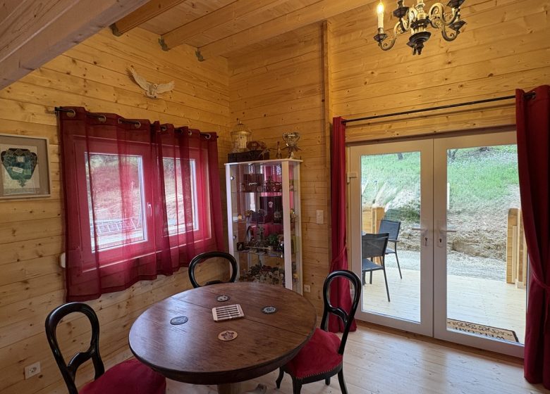 GITE L’OASIS DES CORBIERES – LE CHALET DU SANGLIER MAGIQUE