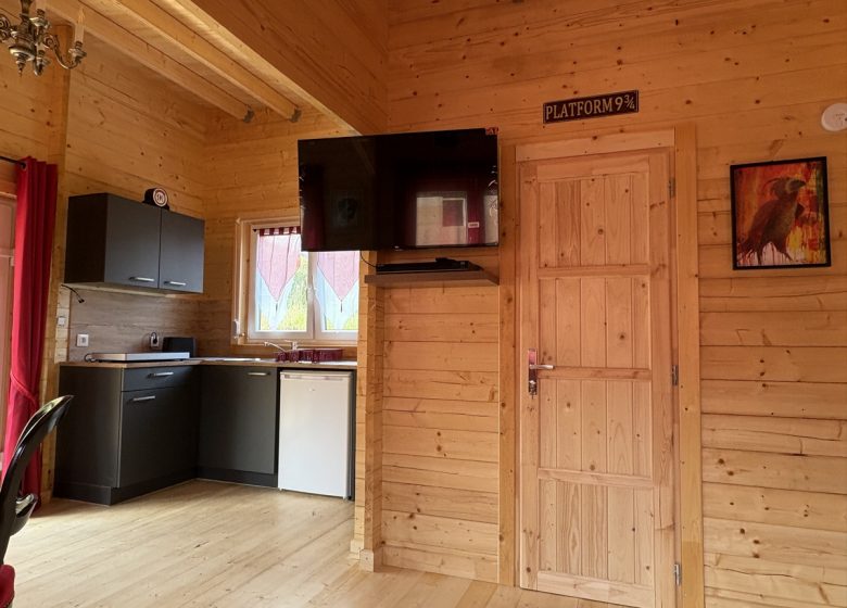 GITE L’OASIS DES CORBIERES – LE CHALET DU SANGLIER MAGIQUE