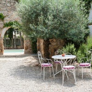 GITE LA MAISON DE LA ROCHE – SECRET GARDEN COTTAGE
