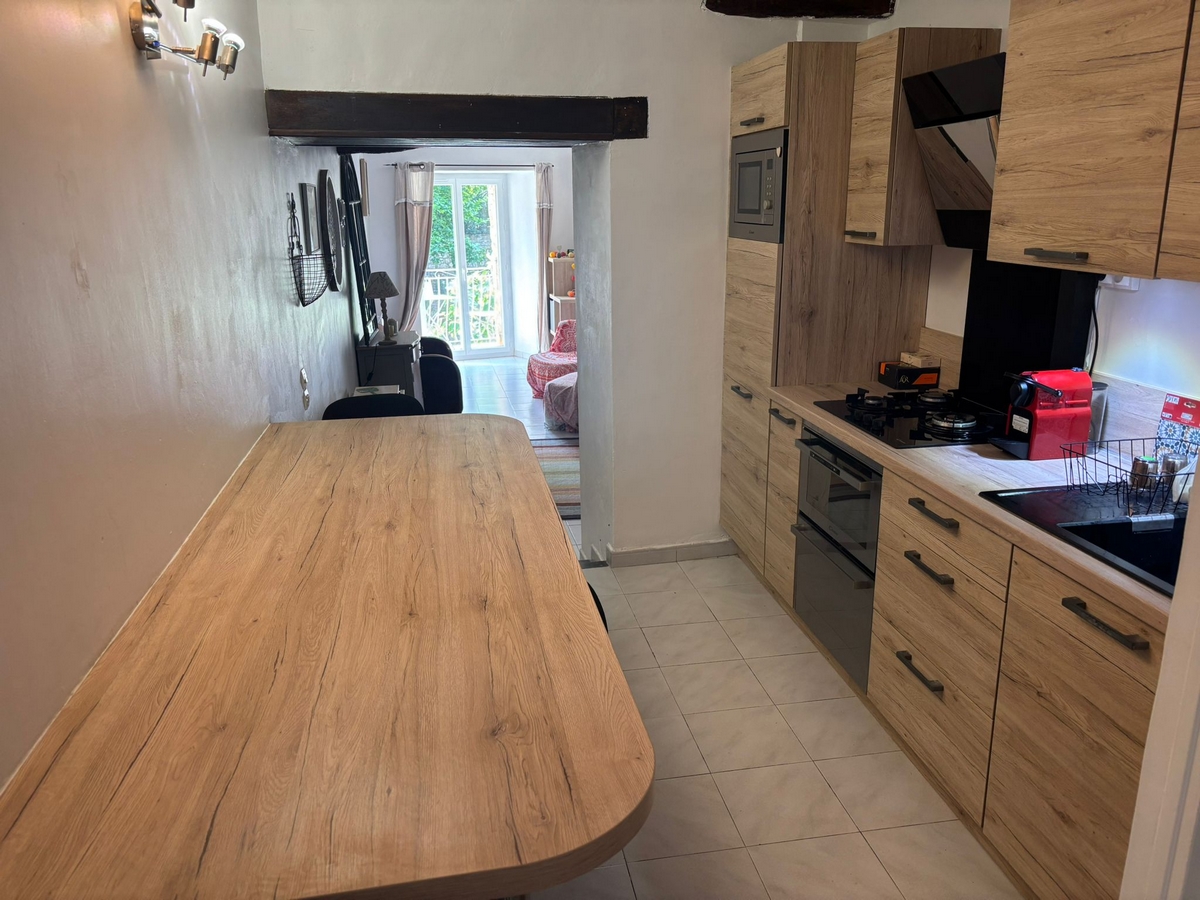 GITE LA BARBACANE DE CASCASTEL – LA MAISON DAGOBERT