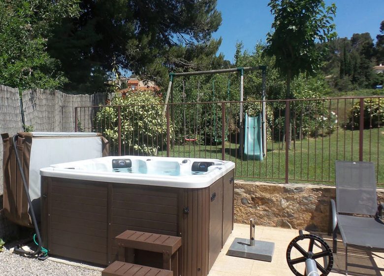 GITE LES JARDINS DE MONTBRUN – LE CHARDONNAY