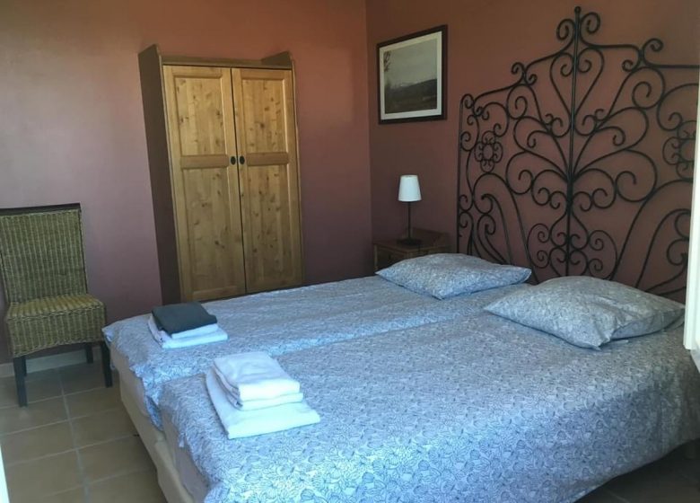 CASA LES JARDINS DE MONTBRUN – LE MERLOT