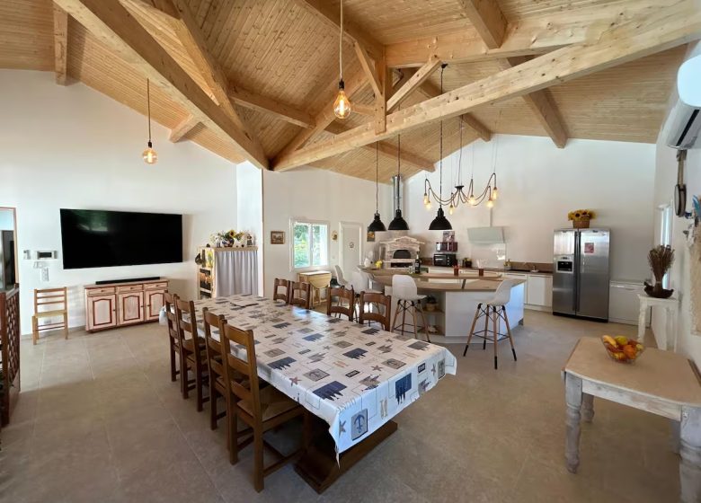 GITE LES CAILLOUX TROUÉS