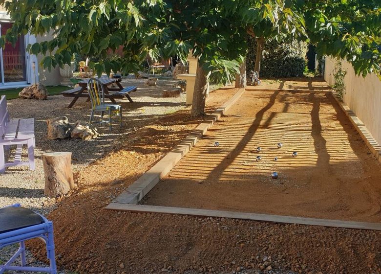 GITE LES CAILLOUX TROUÉS